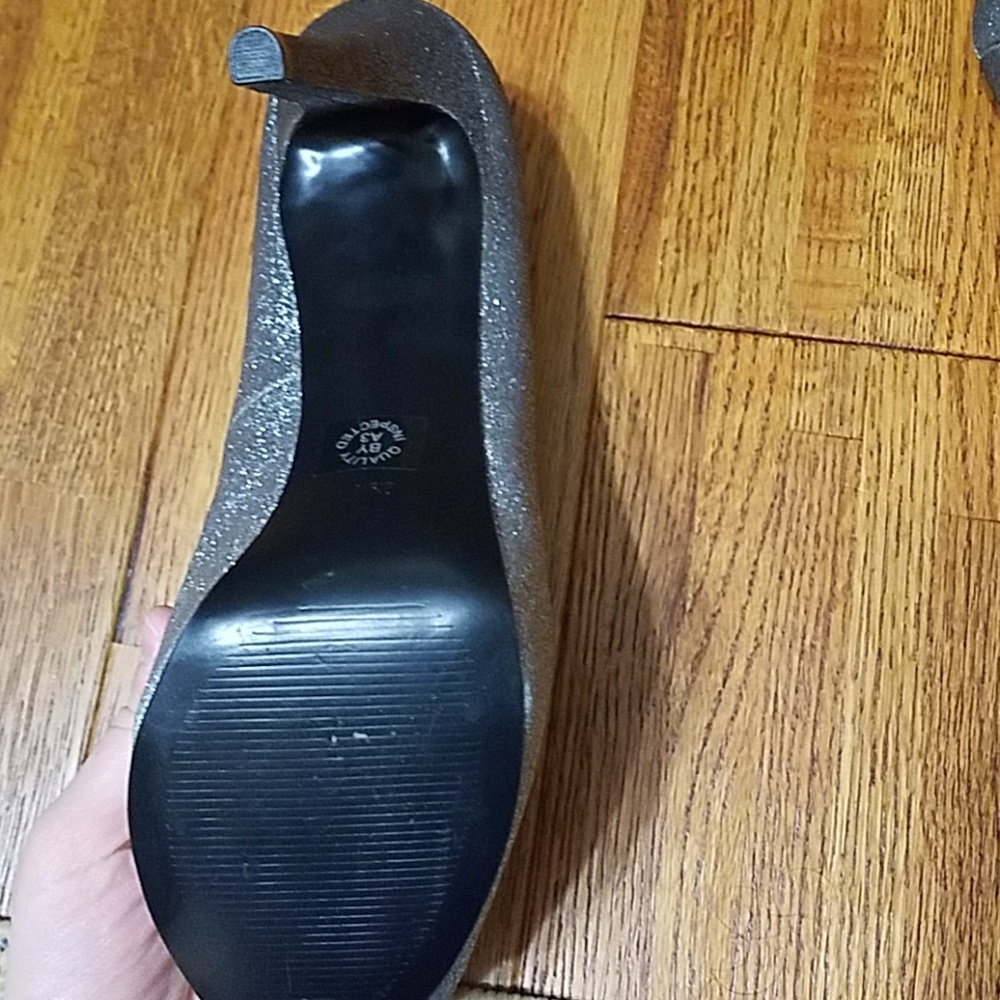 a.n.a Silver Shoes - Picture 4 of 6